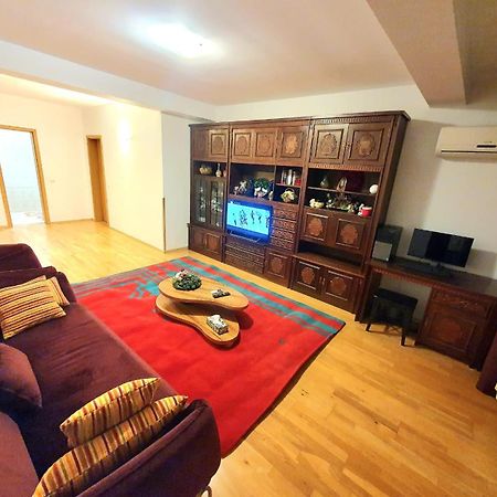 Centru Unirii Luxury Vip Apartament 2 Camere 98 Mp ! Parcare Subterana Privata Incalzita Iarna Si Climatizata Vara Doar Cu Rezervare In Limita Locurilor Disponibile ! Proprietate In Regim Hoteliep - Nu Are Bucatarie ! Bukarest Eksteriør billede