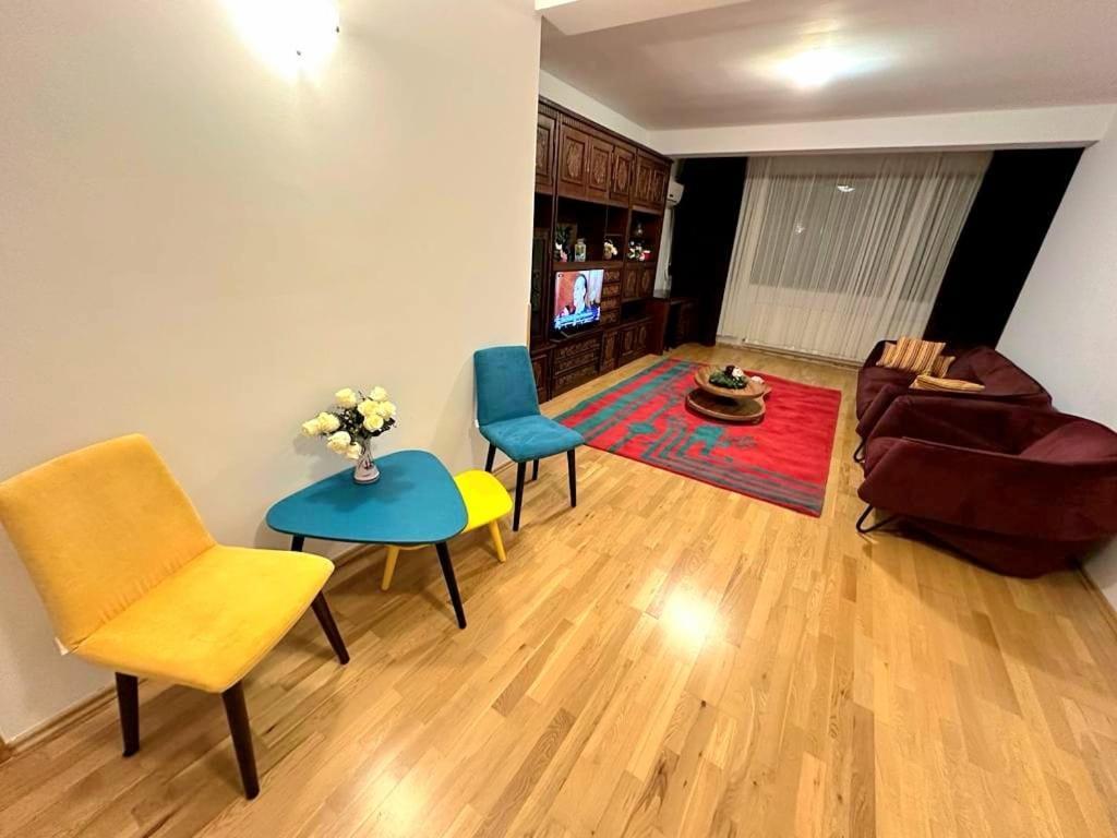 Centru Unirii Luxury Vip Apartament 2 Camere 98 Mp ! Parcare Subterana Privata Incalzita Iarna Si Climatizata Vara Doar Cu Rezervare In Limita Locurilor Disponibile ! Proprietate In Regim Hoteliep - Nu Are Bucatarie ! Bukarest Eksteriør billede