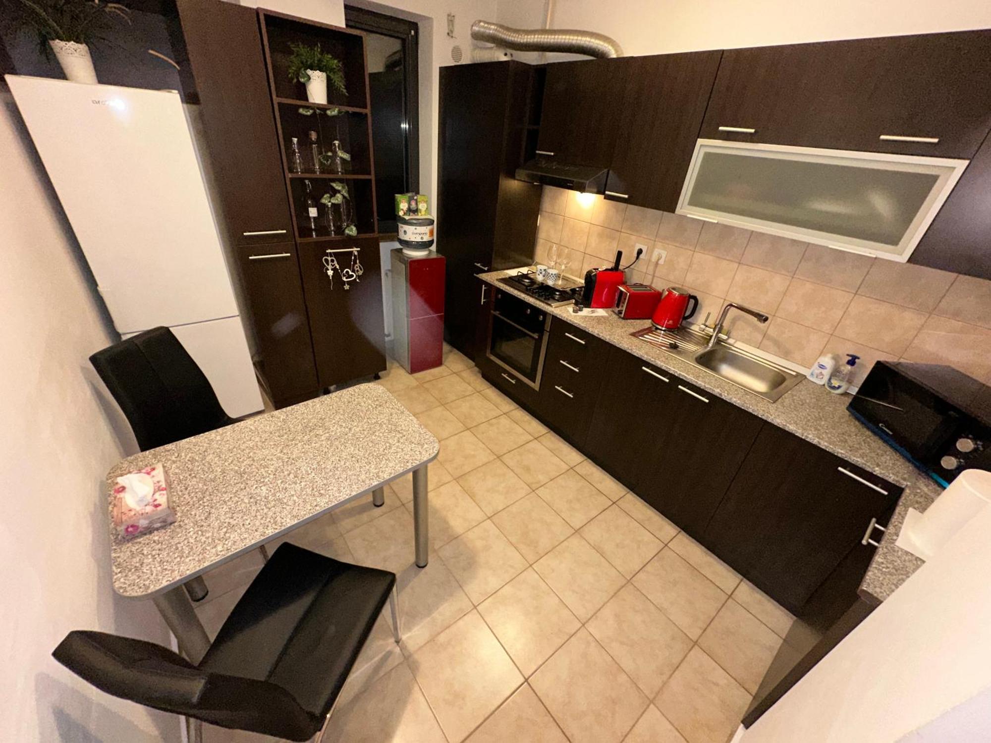 Centru Unirii Luxury Vip Apartament 2 Camere 98 Mp ! Parcare Subterana Privata Incalzita Iarna Si Climatizata Vara Doar Cu Rezervare In Limita Locurilor Disponibile ! Proprietate In Regim Hoteliep - Nu Are Bucatarie ! Bukarest Eksteriør billede